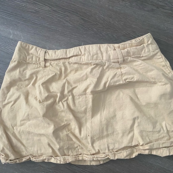 Tan skirt from SHEIN - Picture 7 of 7